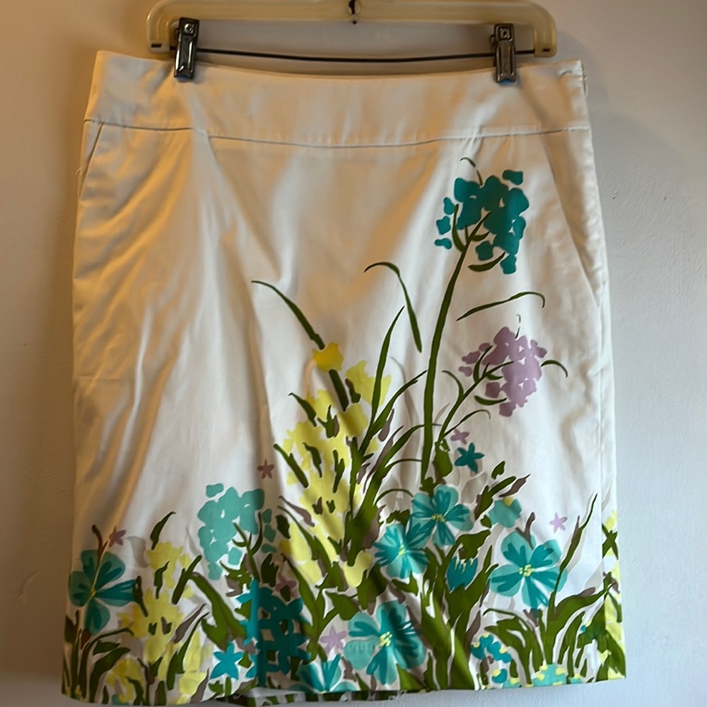 Merona floral skirt size 10